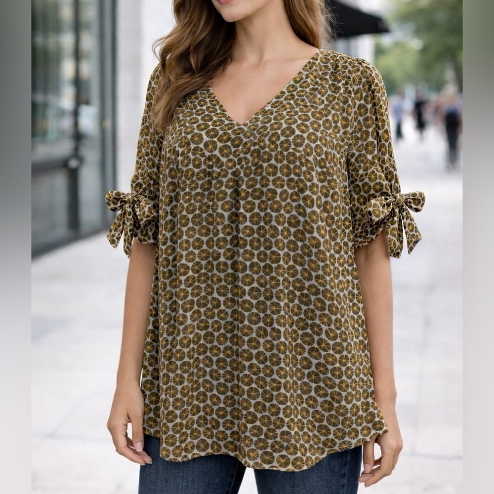 Patterned V-Neck Blouse with Bow-Tie Sleeves- X-Large